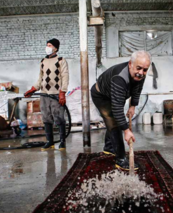 شستشوی سنتی قالی در قالیشویی حکیمیه
